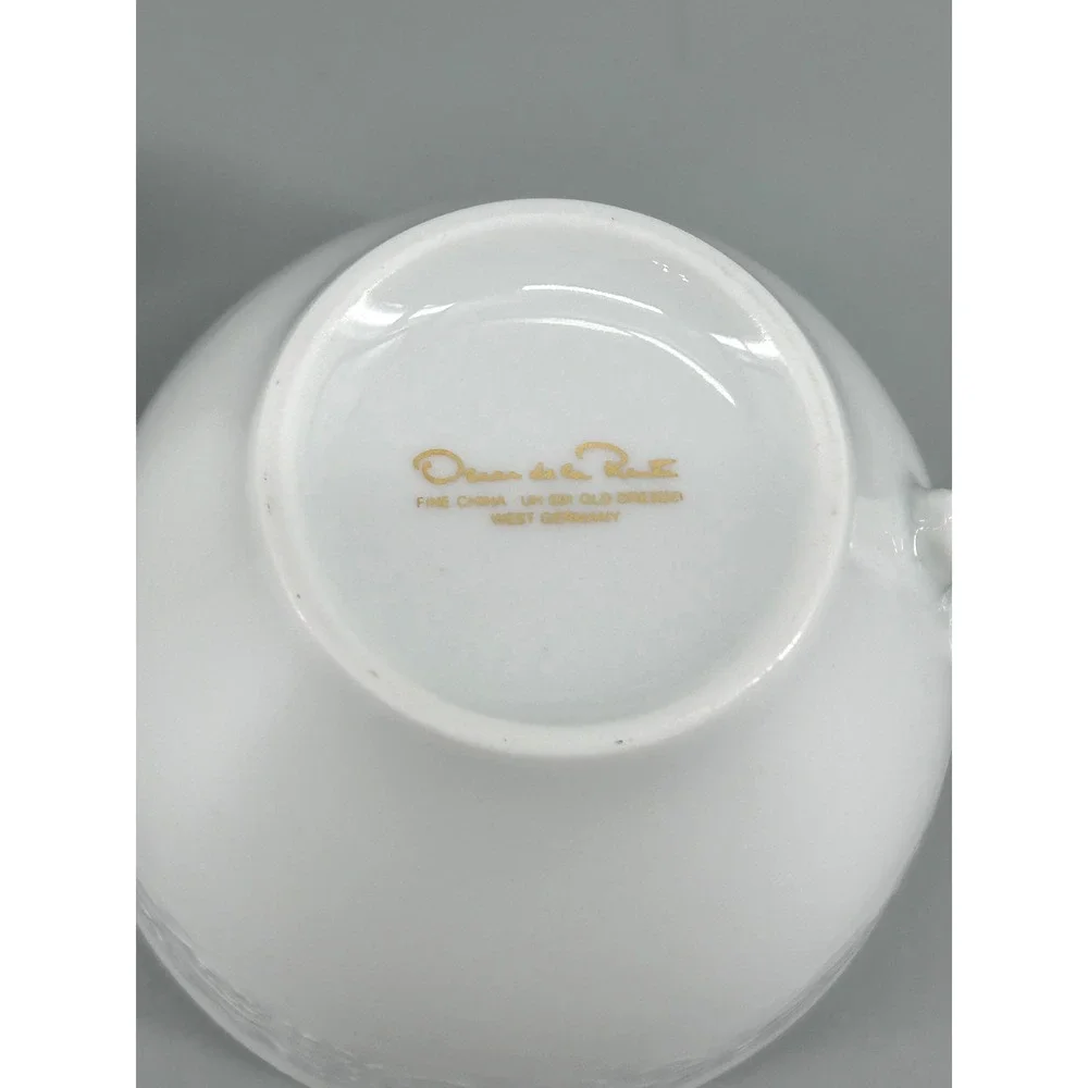 Oscar de la Renta Old Dresden Fine China 12 Tea Cups and 1 Creamer All White